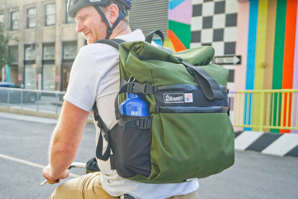 Large Roll Top - Olive In Downtown Los Angeles