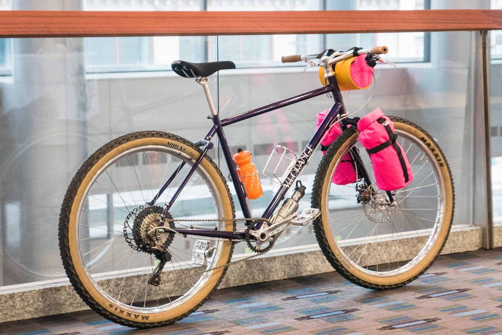 Burrito Supreme Handlebar Bag - Bicycle Bag by Road Runner Bags